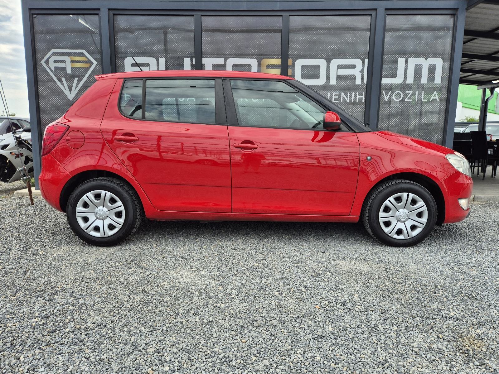 Škoda Fabia 1,6 TDI ** KLIMA , REG 11/2026 , NA IME KUPCA **, fotografija 5