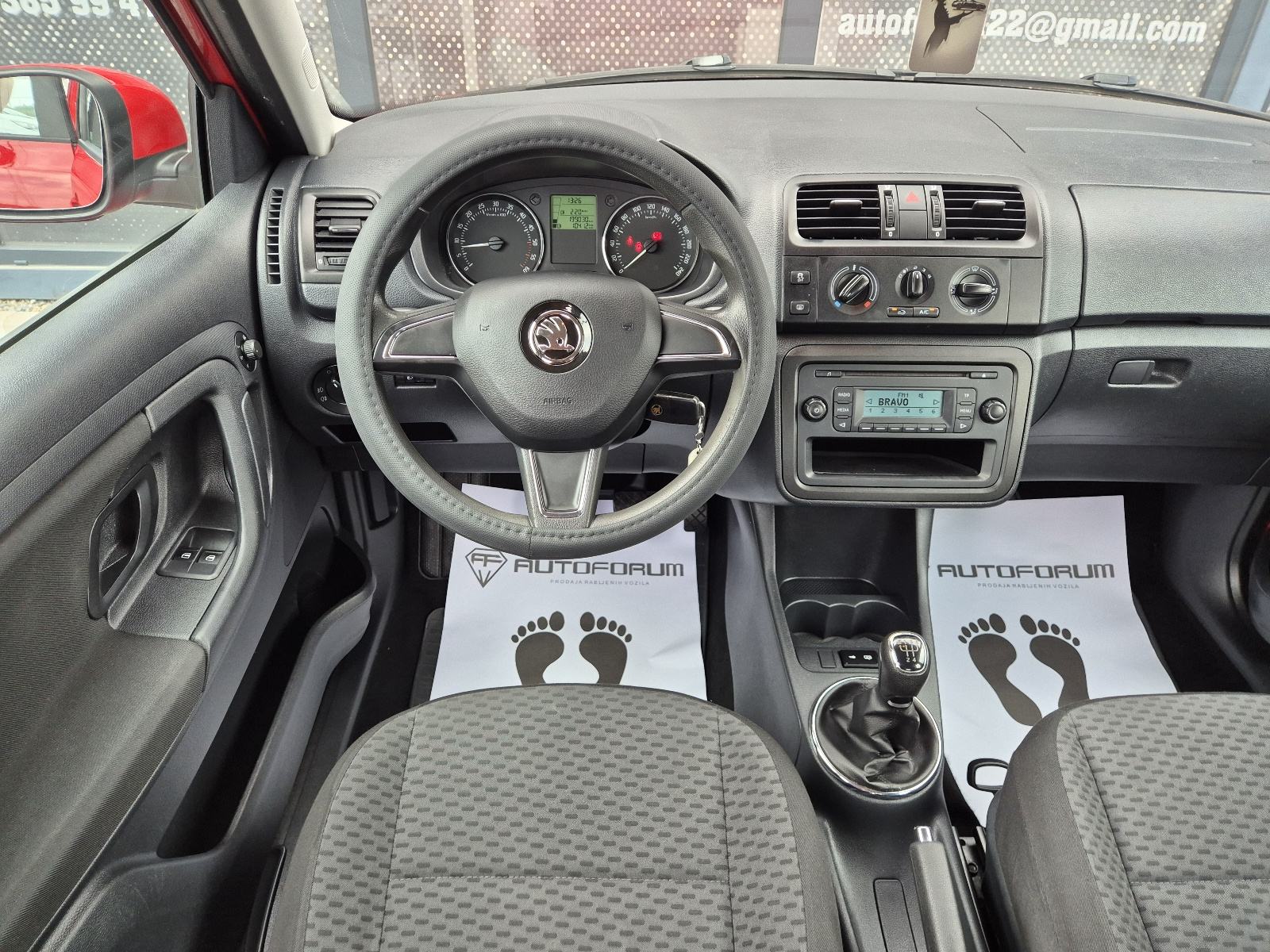 Škoda Fabia 1,6 TDI ** KLIMA , REG 11/2026 , NA IME KUPCA **, fotografija 13