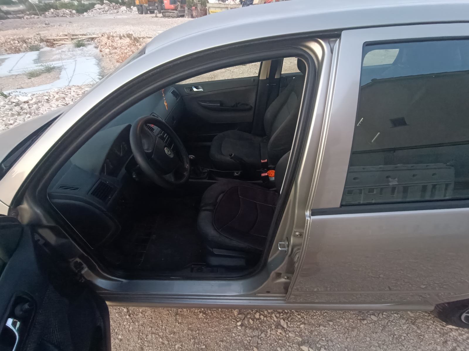 ŠKODA FABIA 1.9 SDI KLIMA, fotografija 10