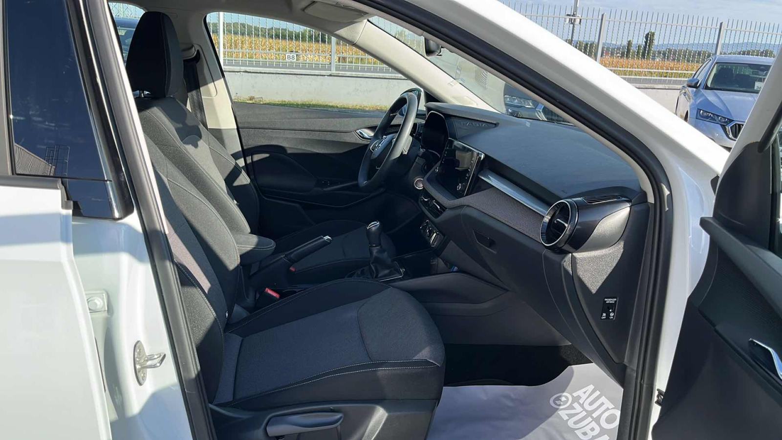 SKODA FABIA 2024 • PREMIUM jamstvo • AutoZubak Rabljena, fotografija 9