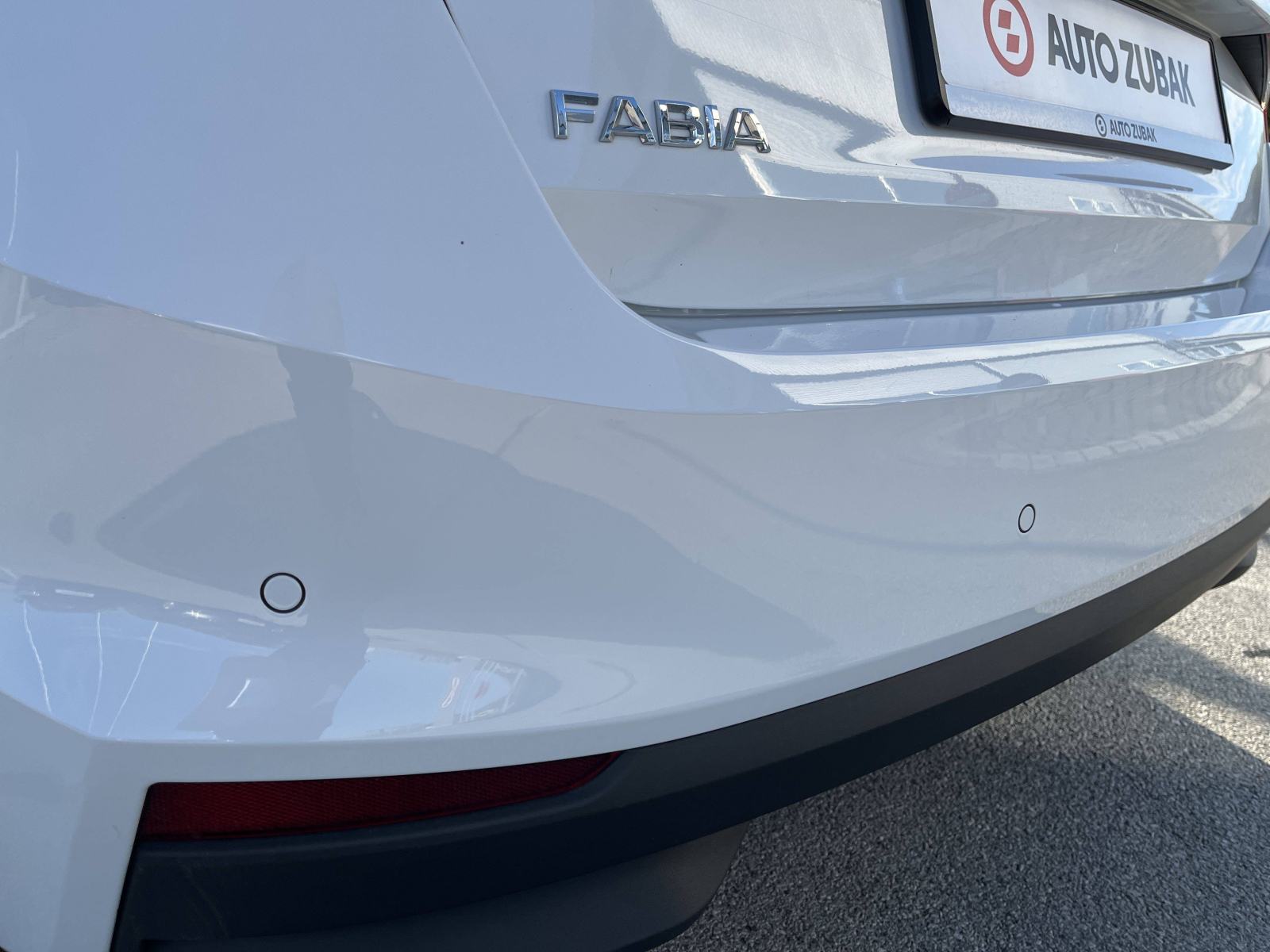 SKODA FABIA 2024 • PREMIUM jamstvo • AutoZubak Rabljena, fotografija 16