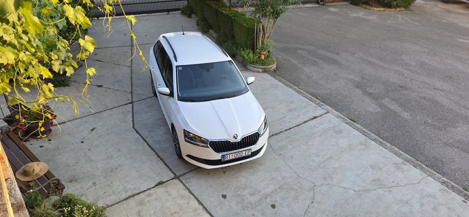 Škoda Fabia Combi 1.0 TSI - 49.000 km - garancija, fotografija 12