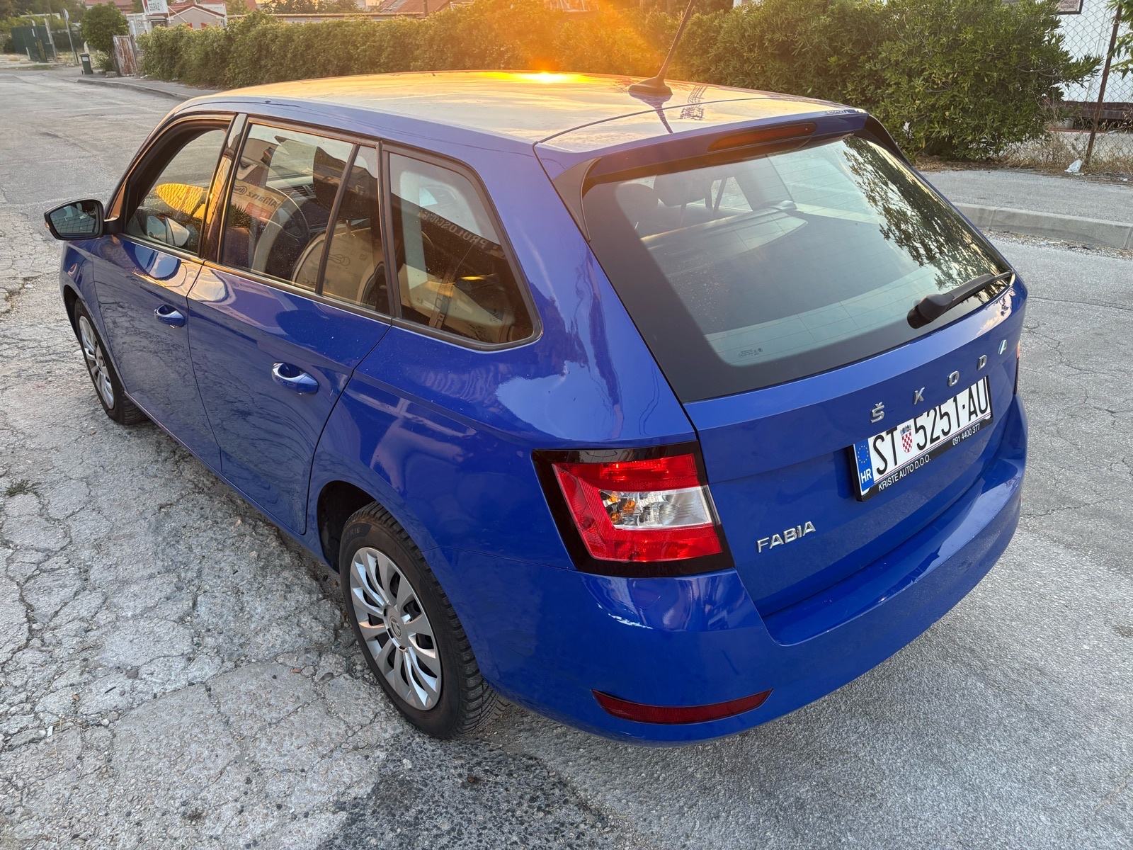 Škoda Fabia Combi 1,0 TSI G 2020 Reg 08/2027 Servisna, fotografija 6