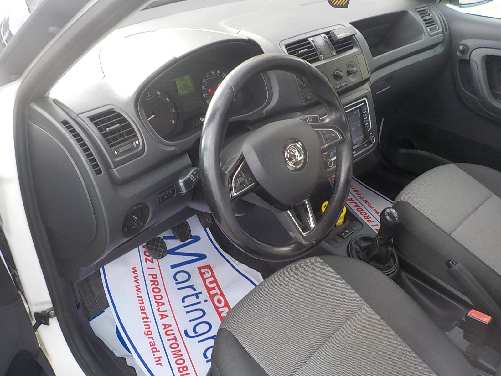 Škoda Fabia Combi 1,4 16V,HR auto,reg 10/26,⭐️VELIKI SERVIS⭐️TOP⭐️, fotografija 12