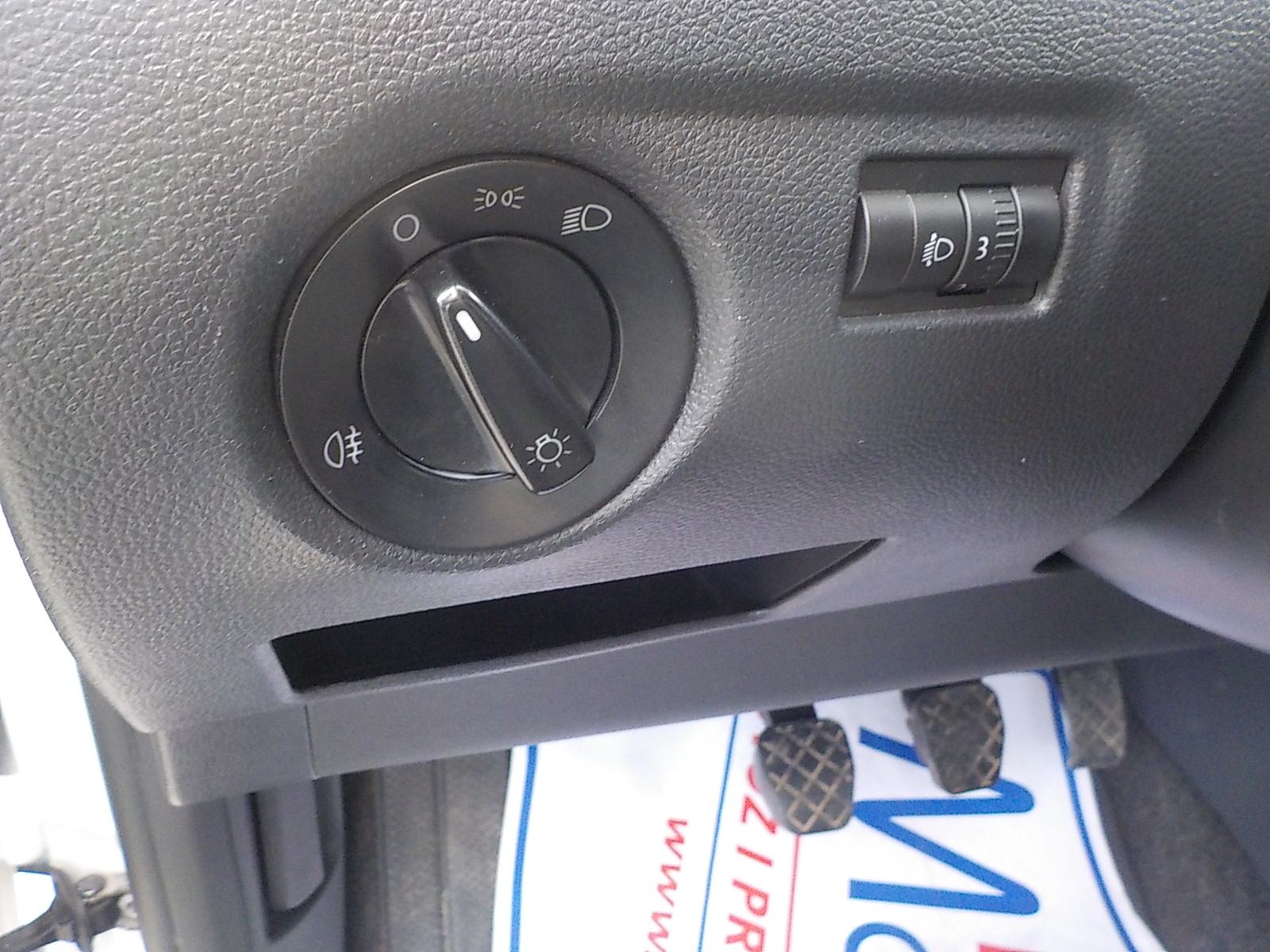 Škoda Fabia Combi 1,4 16V,HR auto,reg 10/26,⭐️VELIKI SERVIS⭐️TOP⭐️, fotografija 20