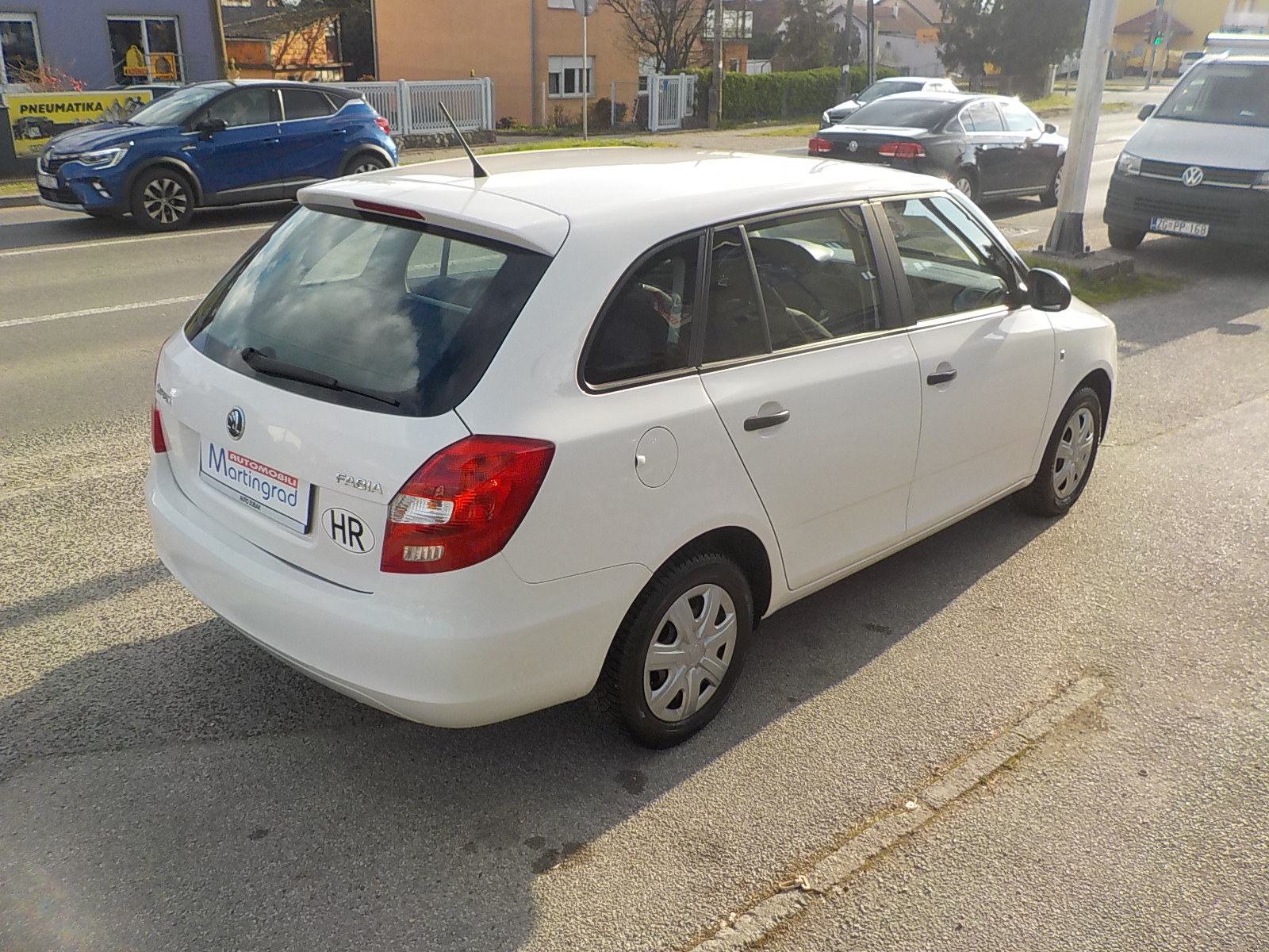 Škoda Fabia Combi 1,4 16V,HR auto,reg 10/26,⭐️VELIKI SERVIS⭐️TOP⭐️, fotografija 5