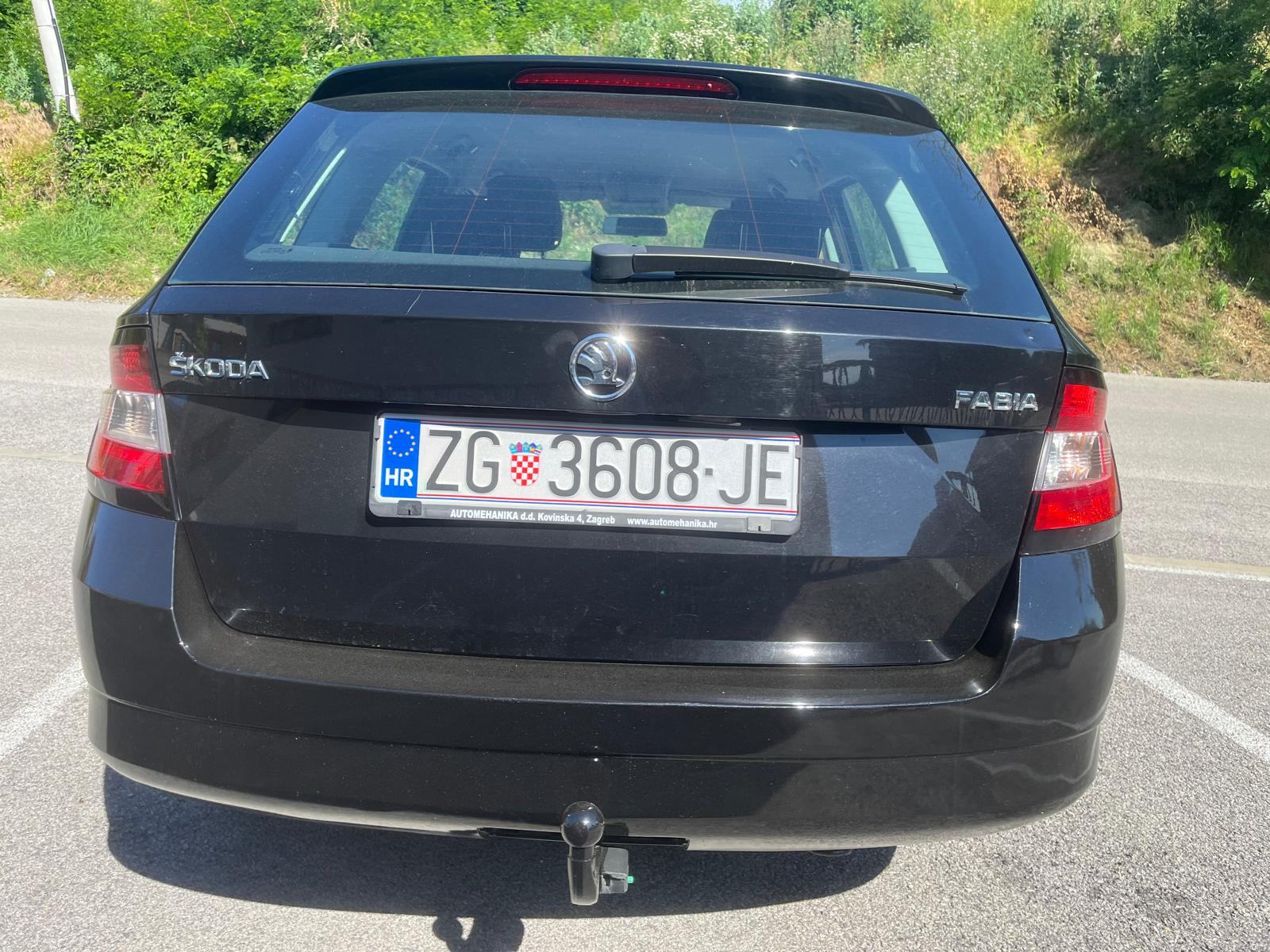 Škoda Fabia Combi 1,4 TDI,66 kw 230000 km Može zamjena, fotografija 9