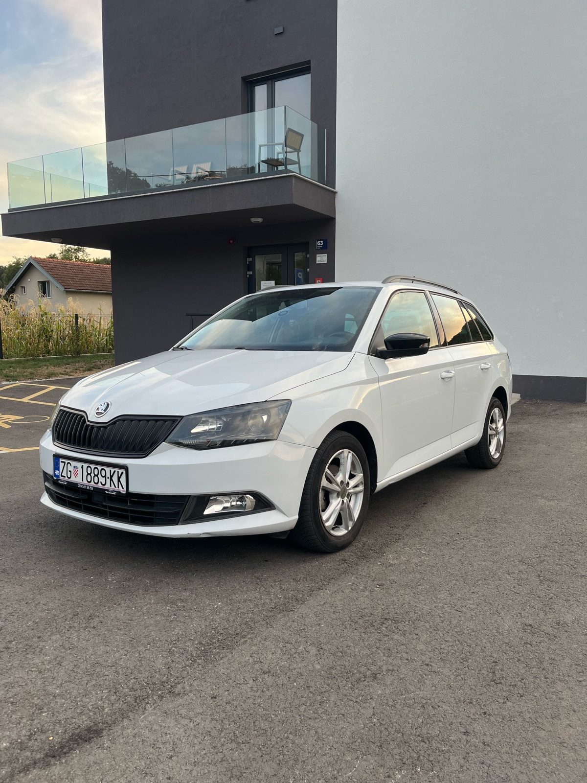 Škoda Fabia Combi 1,4 TDI DSG automatik REG GOD DANA, pogled izvana - slika 1