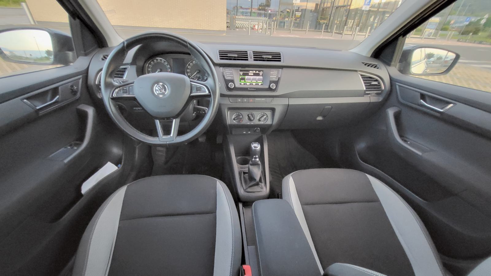 Škoda Fabia Combi 1,4 TDI - Front Assist, tempomat..., fotografija 9