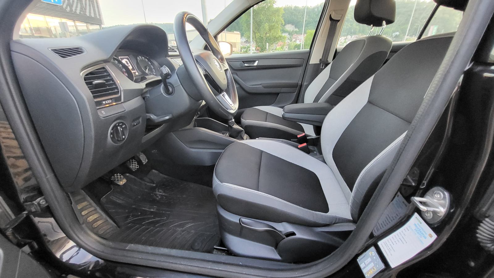 Škoda Fabia Combi 1,4 TDI - Front Assist, tempomat..., fotografija 8