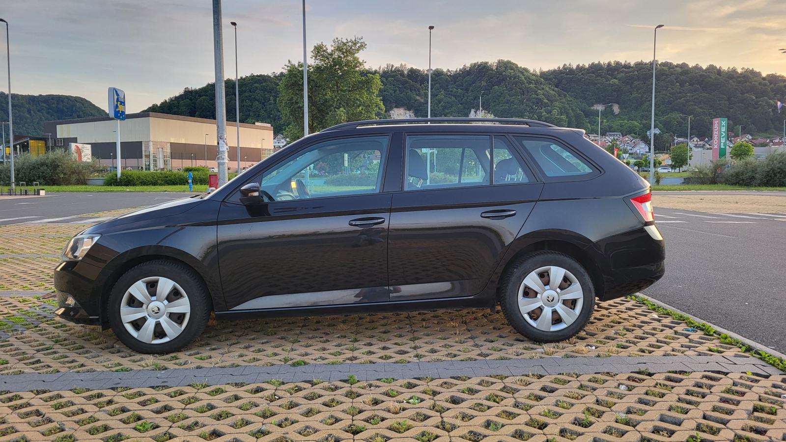 Škoda Fabia Combi 1,4 TDI - Front Assist, tempomat..., fotografija 2