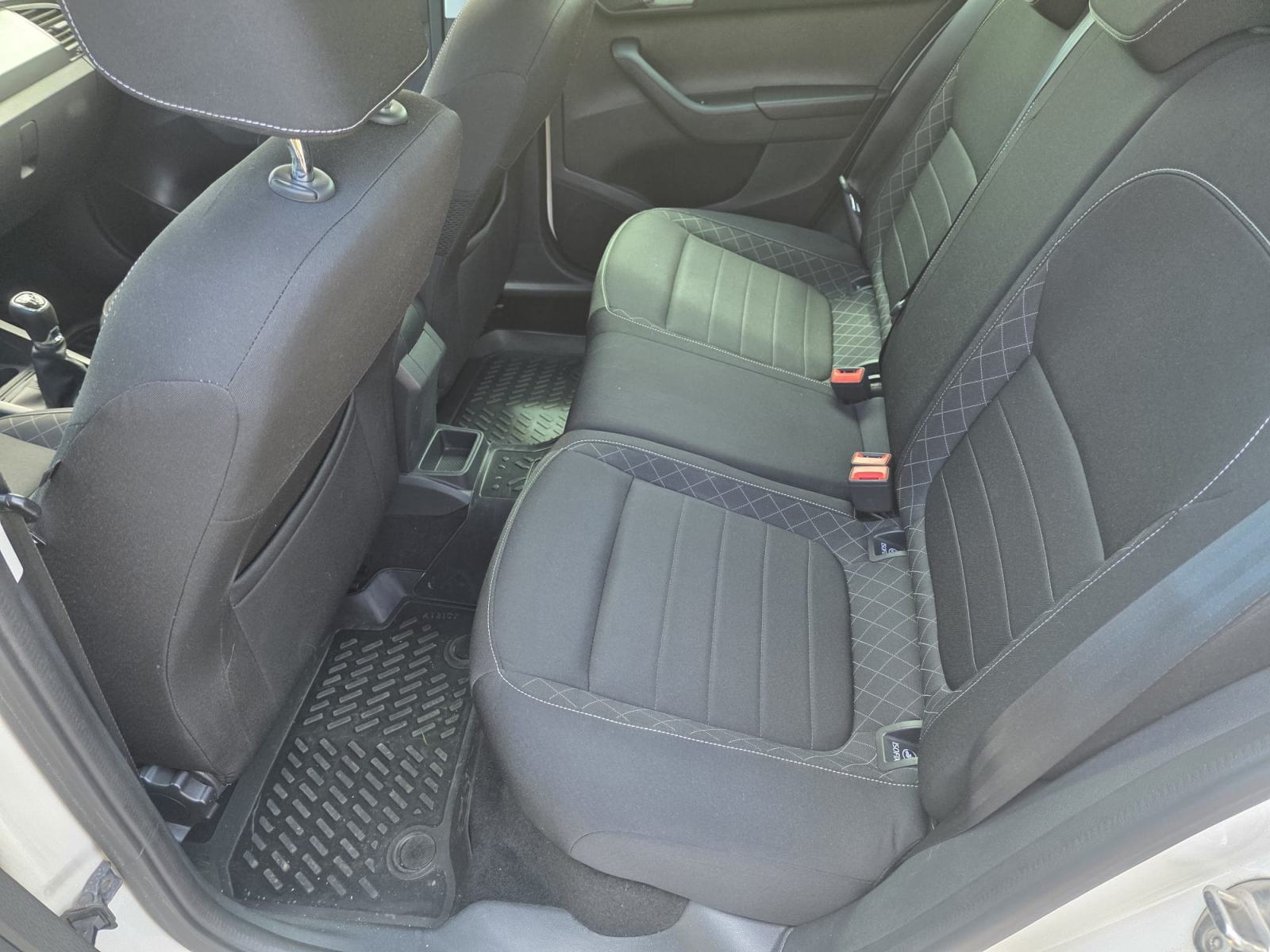 Škoda Fabia Combi 1,4 TDI STILE ,2015g. 179000 km, kartice do 36 rata, fotografija 7