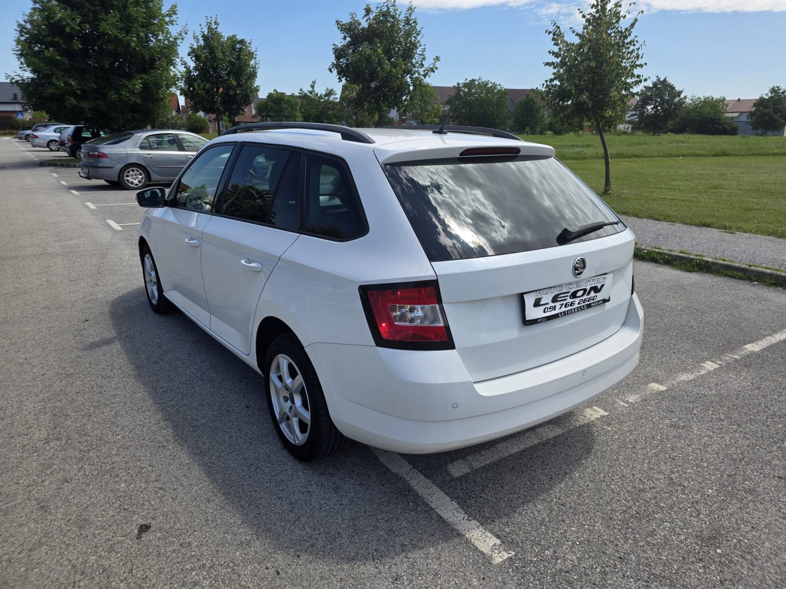 Škoda Fabia Combi 1,4 TDI STILE ,2015g. 179000 km, kartice do 36 rata, fotografija 6