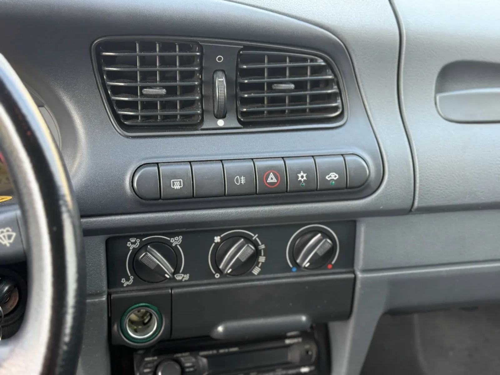 Škoda Felicia 1.3 LXI * 100,000km * 1 . VL * KLIMA * KAO NOVA *, fotografija 10