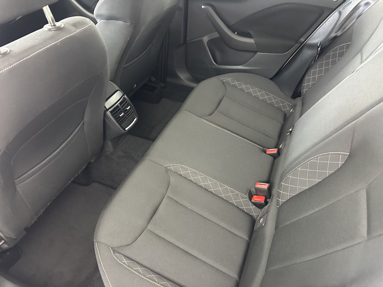 Škoda Kamiq 1,0 TSI Ambition 70 kW SAMO 51.000 KM, fotografija 8