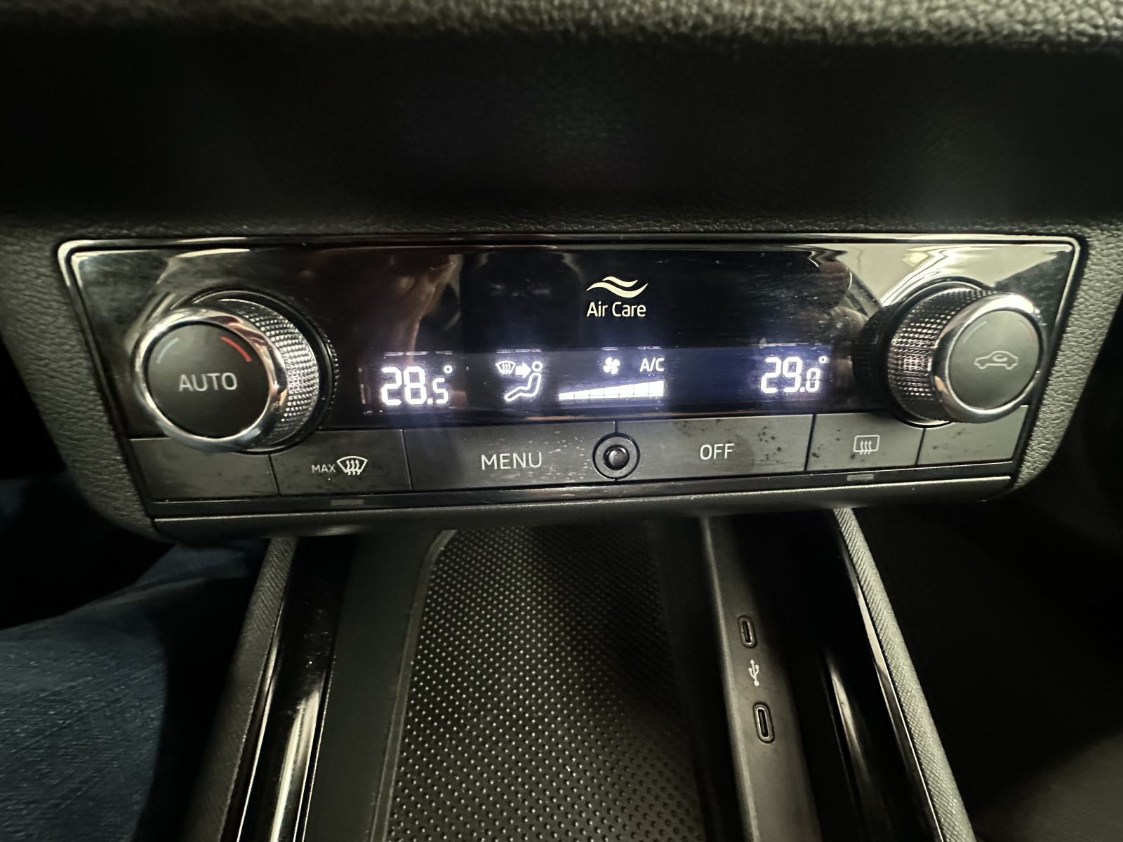 Škoda Kamiq 1,0 TSI Ambition 70 kW SAMO 51.000 KM, fotografija 16
