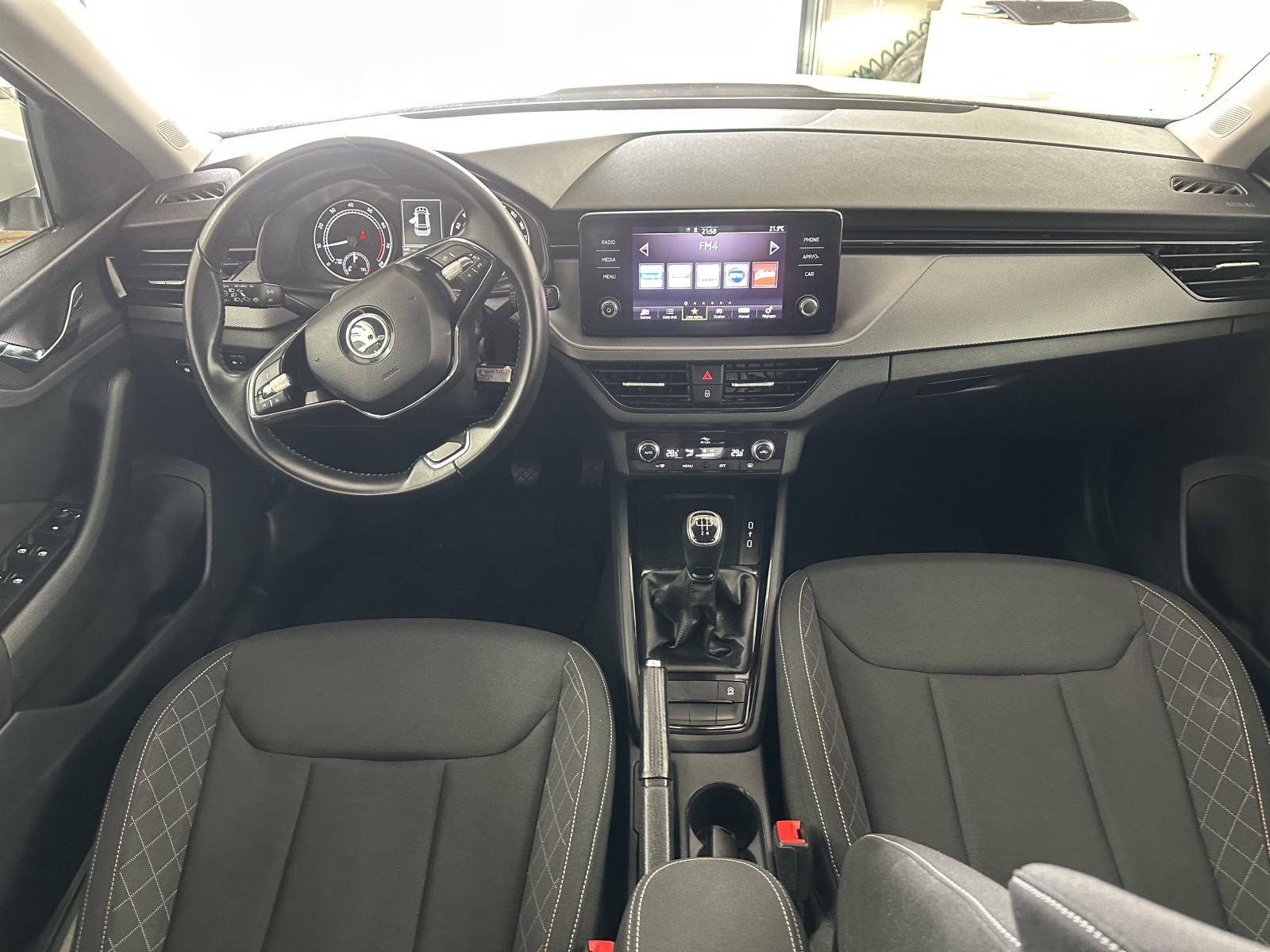 Škoda Kamiq 1,0 TSI Ambition 70 kW SAMO 51.000 KM, fotografija 9