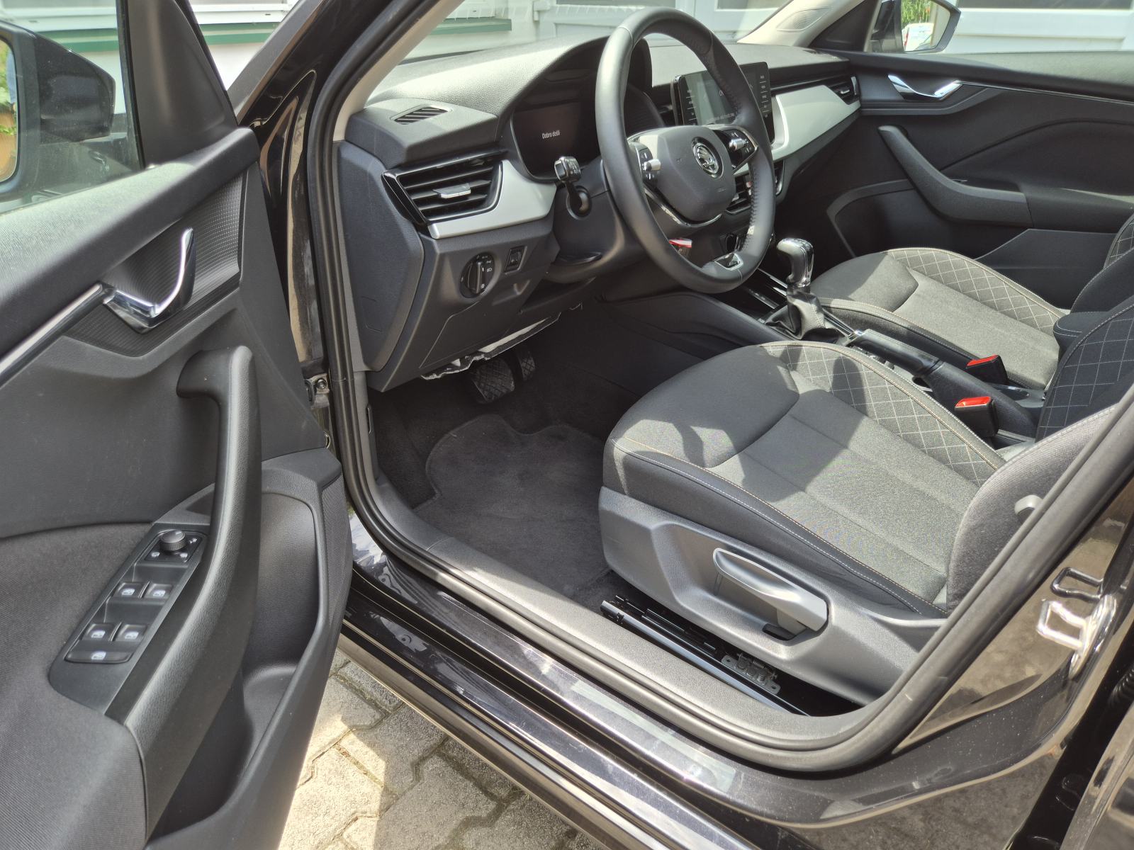 Škoda Kamiq 1,0 TSI Clever, fotografija 11