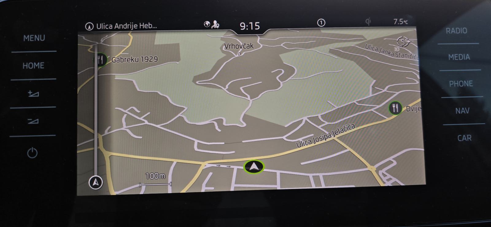 Škoda Kamiq 1,0 TSI Clever DSG/VIRTUAL/KEYLESS/ADTEMP/KUKA/SENZORI/KAM, fotografija 8