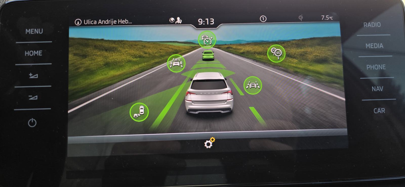 Škoda Kamiq 1,0 TSI Clever DSG/VIRTUAL/KEYLESS/ADTEMP/KUKA/SENZORI/KAM, fotografija 7