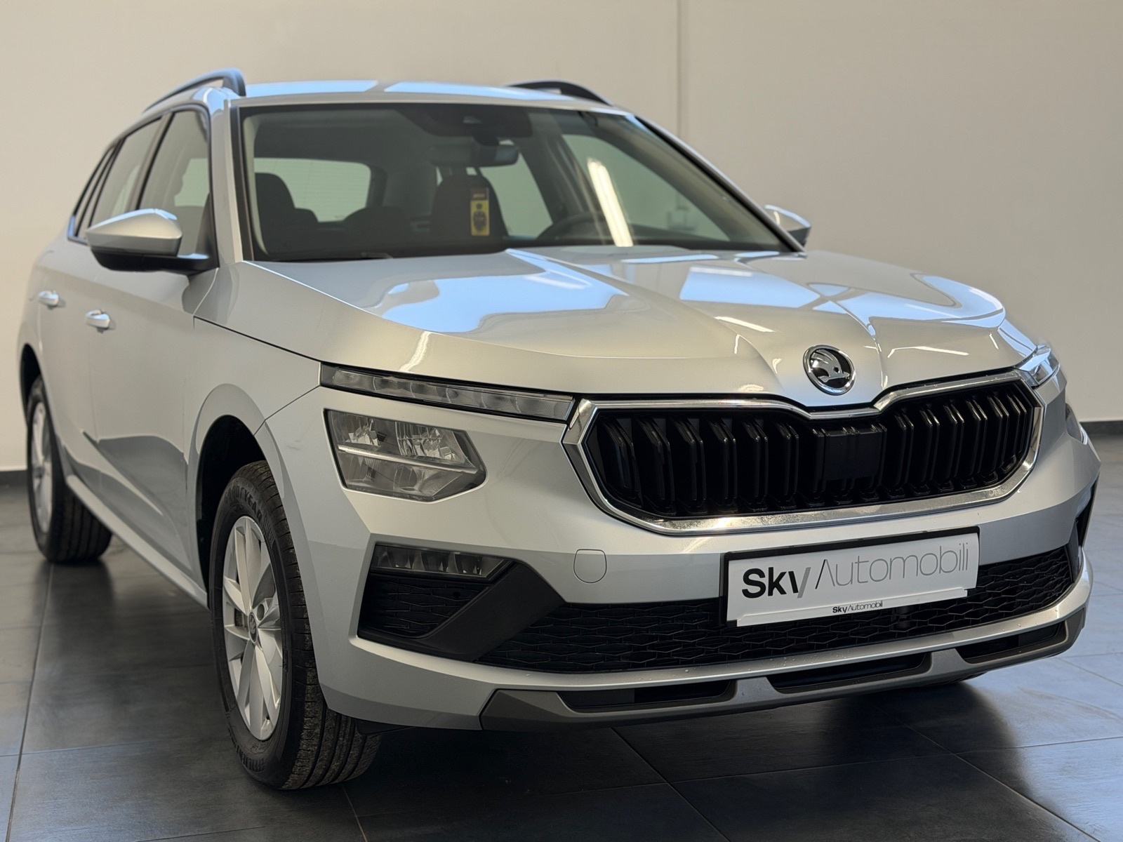Škoda Kamiq 1,0 TSI LED, 1VL, TVORNIČKO JAMSTVO, LEASING BEZ UČEŠĆA, fotografija 4