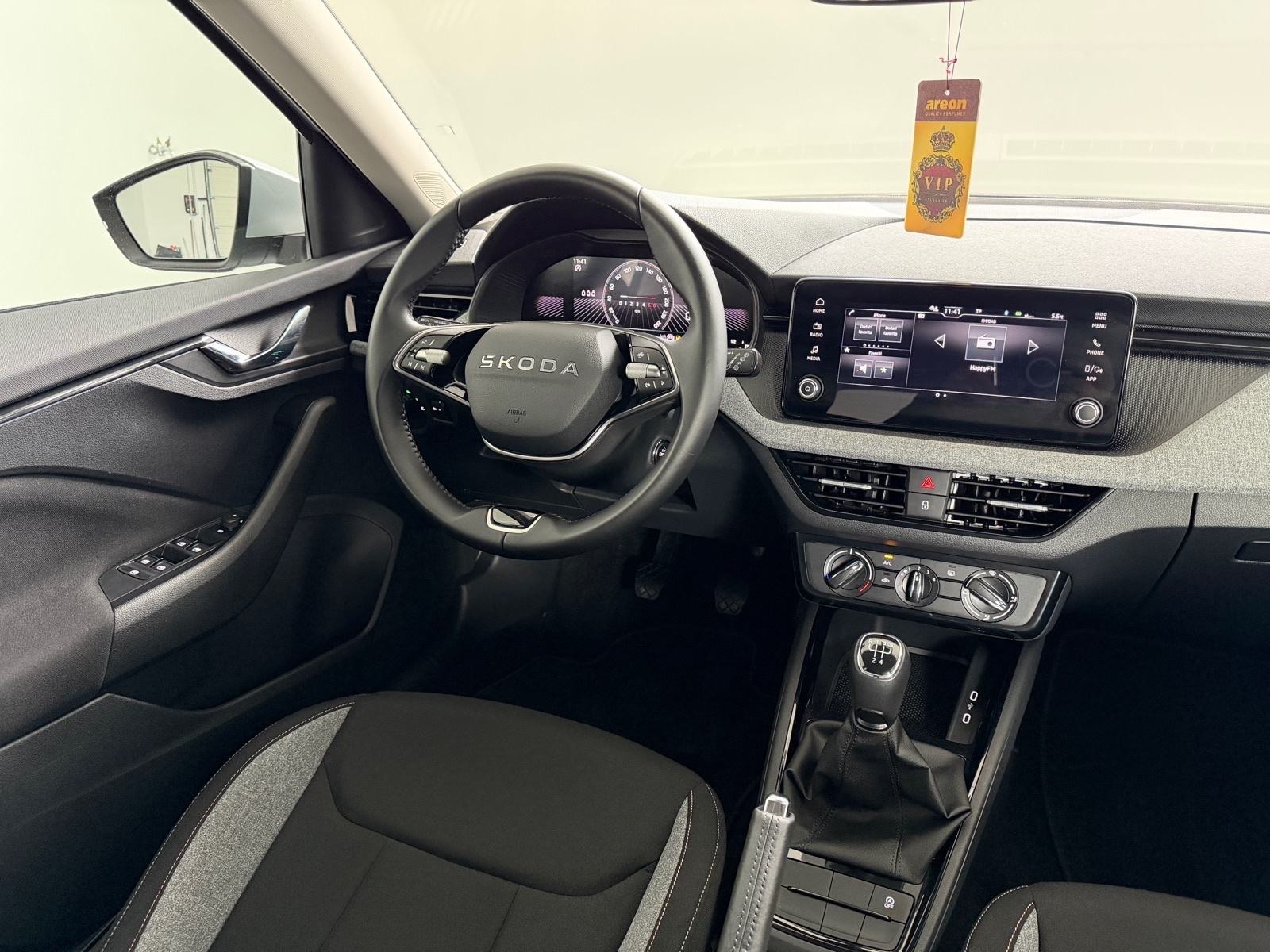 Škoda Kamiq 1,0 TSI LED, 1VL, TVORNIČKO JAMSTVO, LEASING BEZ UČEŠĆA, fotografija 10