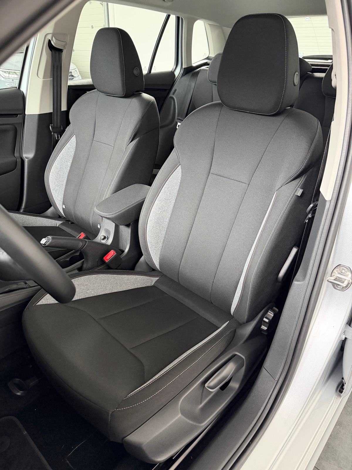 Škoda Kamiq 1,0 TSI LED, 1VL, TVORNIČKO JAMSTVO, LEASING BEZ UČEŠĆA, fotografija 12