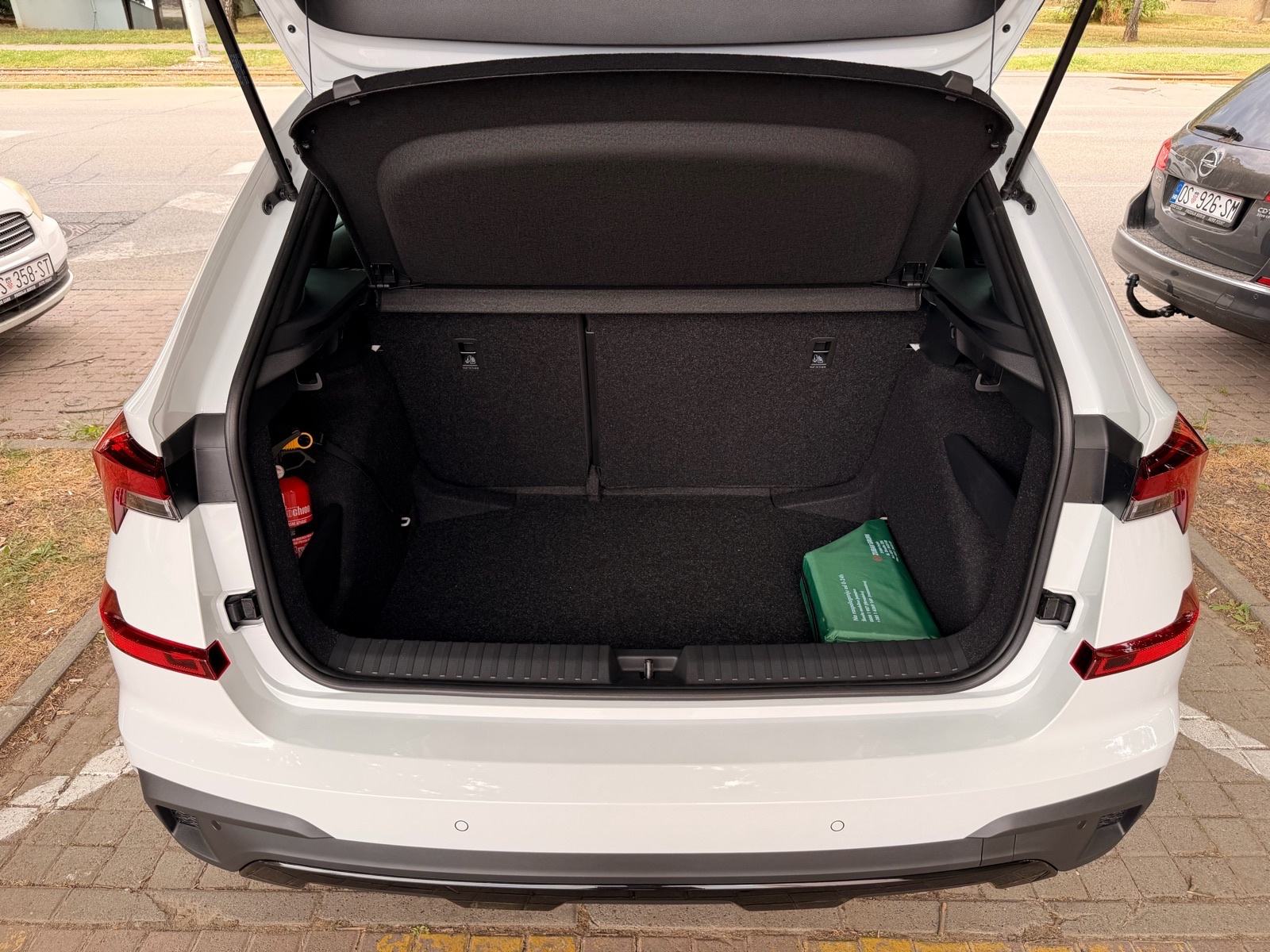 SKODA KAMIQ 1.0TSI MONTE CARLO - PANORAMA - CRYSTAL - KAMERA - U PDv-u, fotografija 5