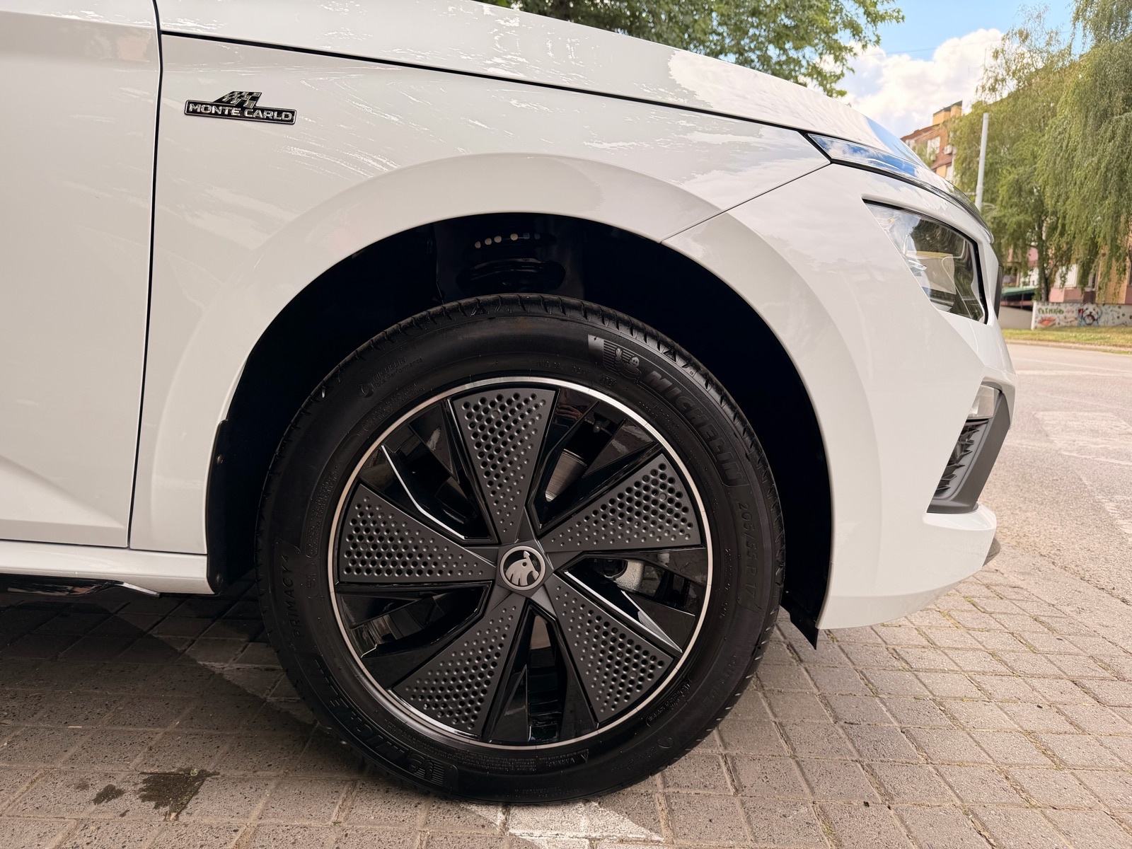 SKODA KAMIQ 1.0TSI MONTE CARLO - PANORAMA - CRYSTAL - KAMERA - U PDv-u, fotografija 10