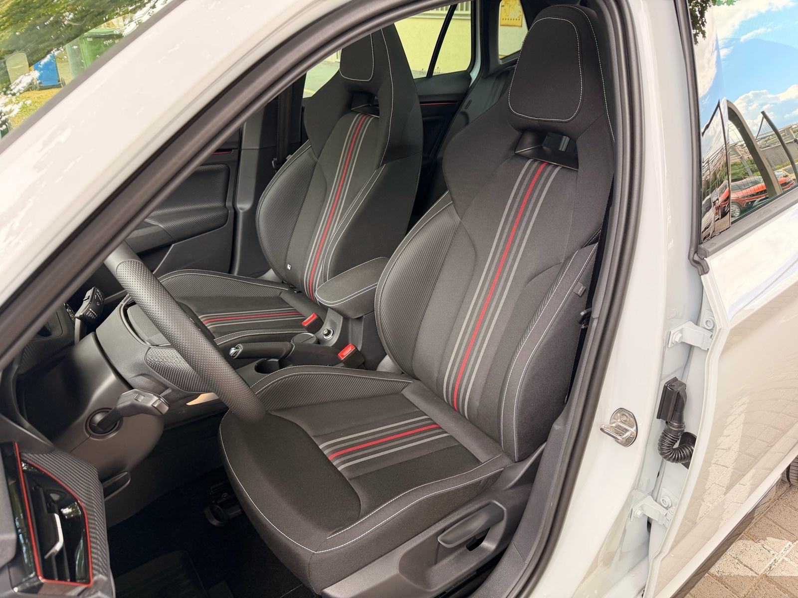SKODA KAMIQ 1.0TSI MONTE CARLO - PANORAMA - CRYSTAL - KAMERA - U PDv-u, fotografija 14