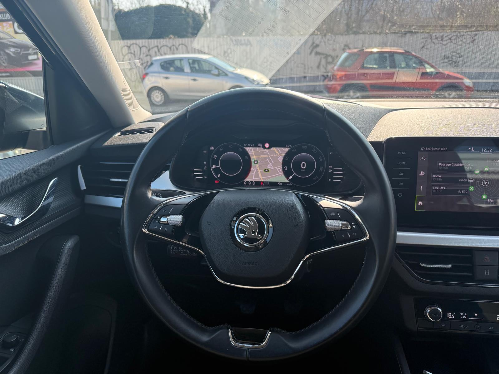 Škoda Kamiq 1,0 TSI, PDC, NAVI, TEMPOMAT, 4X GARANCIJA!!!, fotografija 12