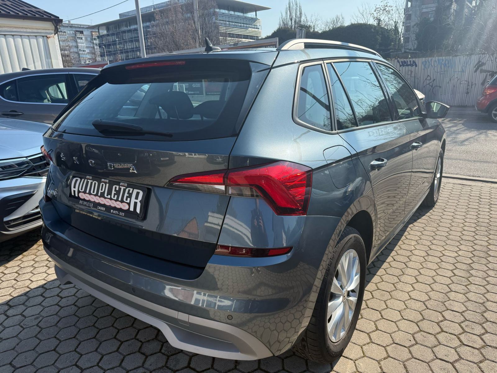 Škoda Kamiq 1,0 TSI, PDC, NAVI, TEMPOMAT, 4X GARANCIJA!!!, fotografija 5