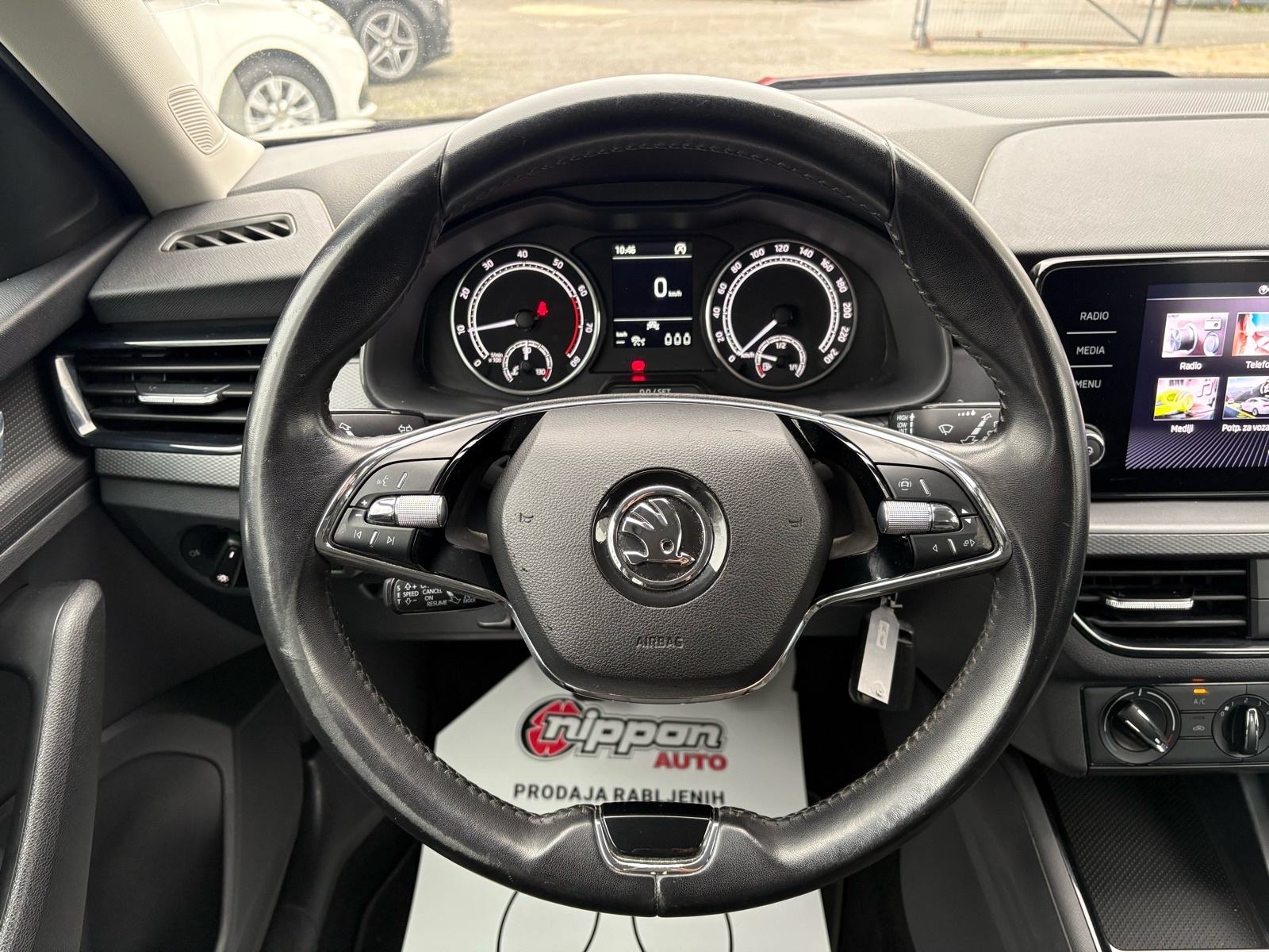 Škoda Kamiq 1,0 TSI - TEMPOMAT - ALU - LEASING RATA VREĆ OD: 240,00 €, fotografija 14