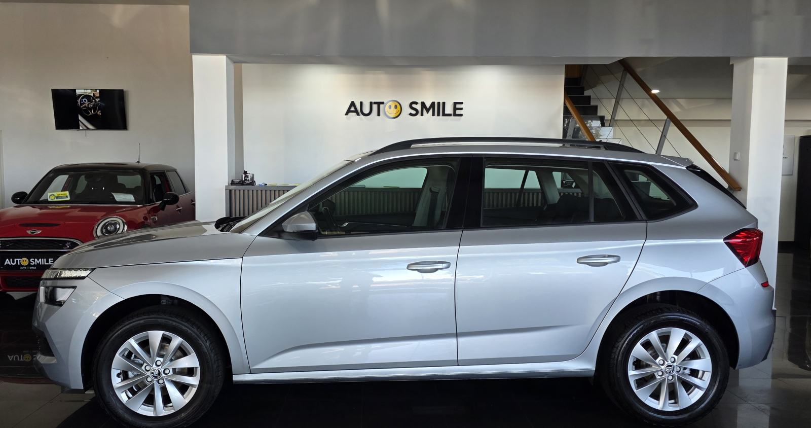 Škoda Kamiq 1,0 TSI, FULL LED, KLIMA, ADAP. TEMP, JAMSTVO, LEASING..., fotografija 2