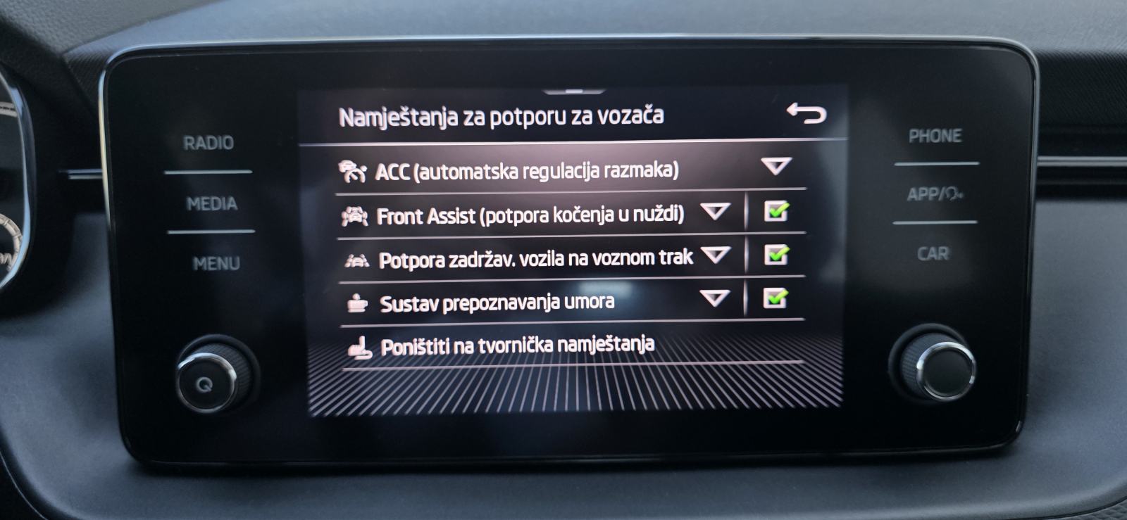 Škoda Kamiq 1,0 TSI, FULL LED, KLIMA, ADAP. TEMP, JAMSTVO, LEASING..., fotografija 18