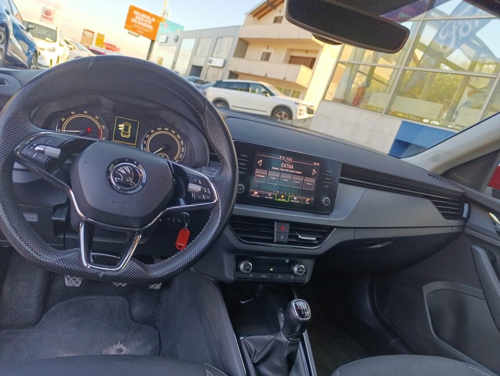 Škoda Kamiq 1,0 TSI, fotografija 6