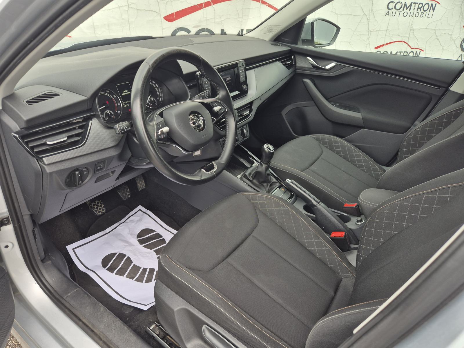 Škoda Kamiq 1,0 TSI Ambition **GARANCIJA**, fotografija 9