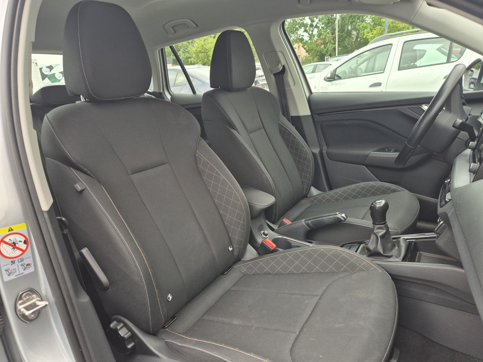 Škoda Kamiq 1,0 TSI Ambition **GARANCIJA**, fotografija 16