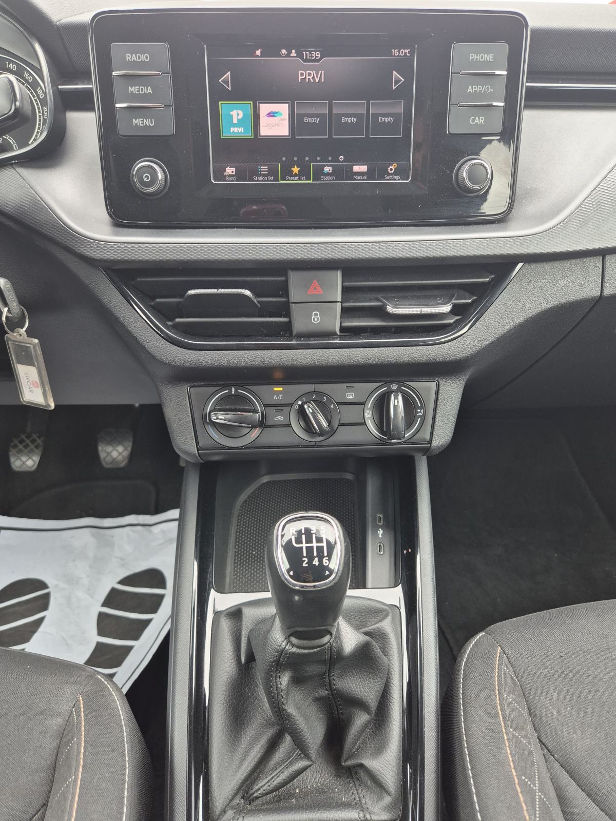 Škoda Kamiq 1,0 TSI Ambition **GARANCIJA**, fotografija 13