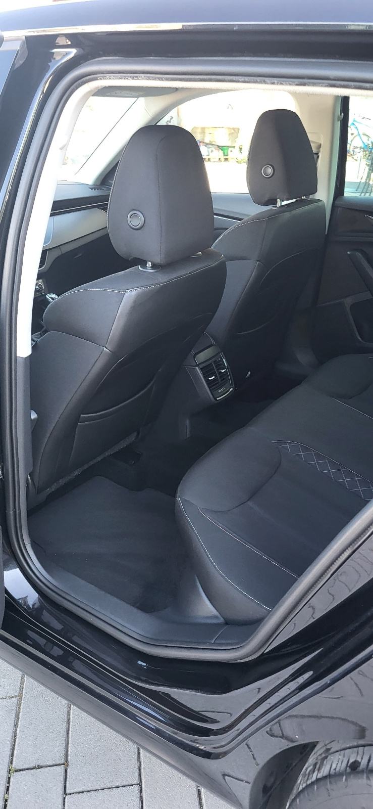 Škoda Kamiq 1,0 TSI plus tvornički plin novi atest šparaj i vozi akcij, fotografija 10