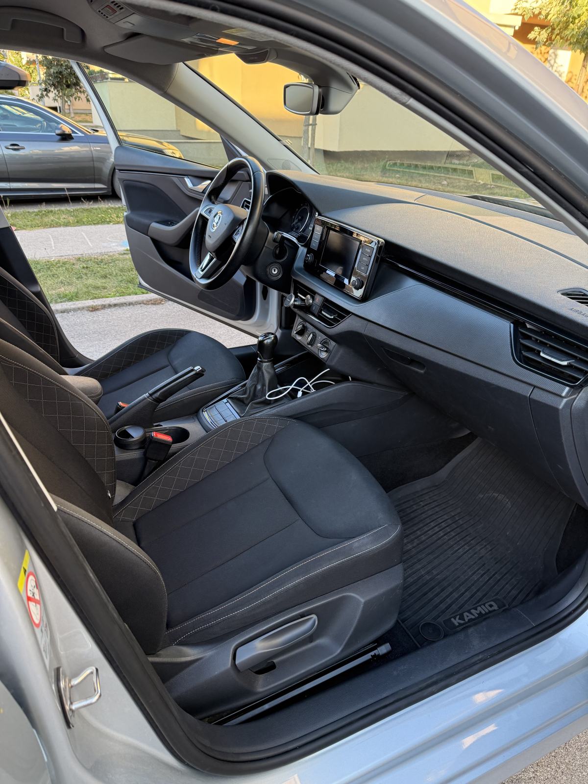 Škoda Kamiq 1,0 TSI, fotografija 10