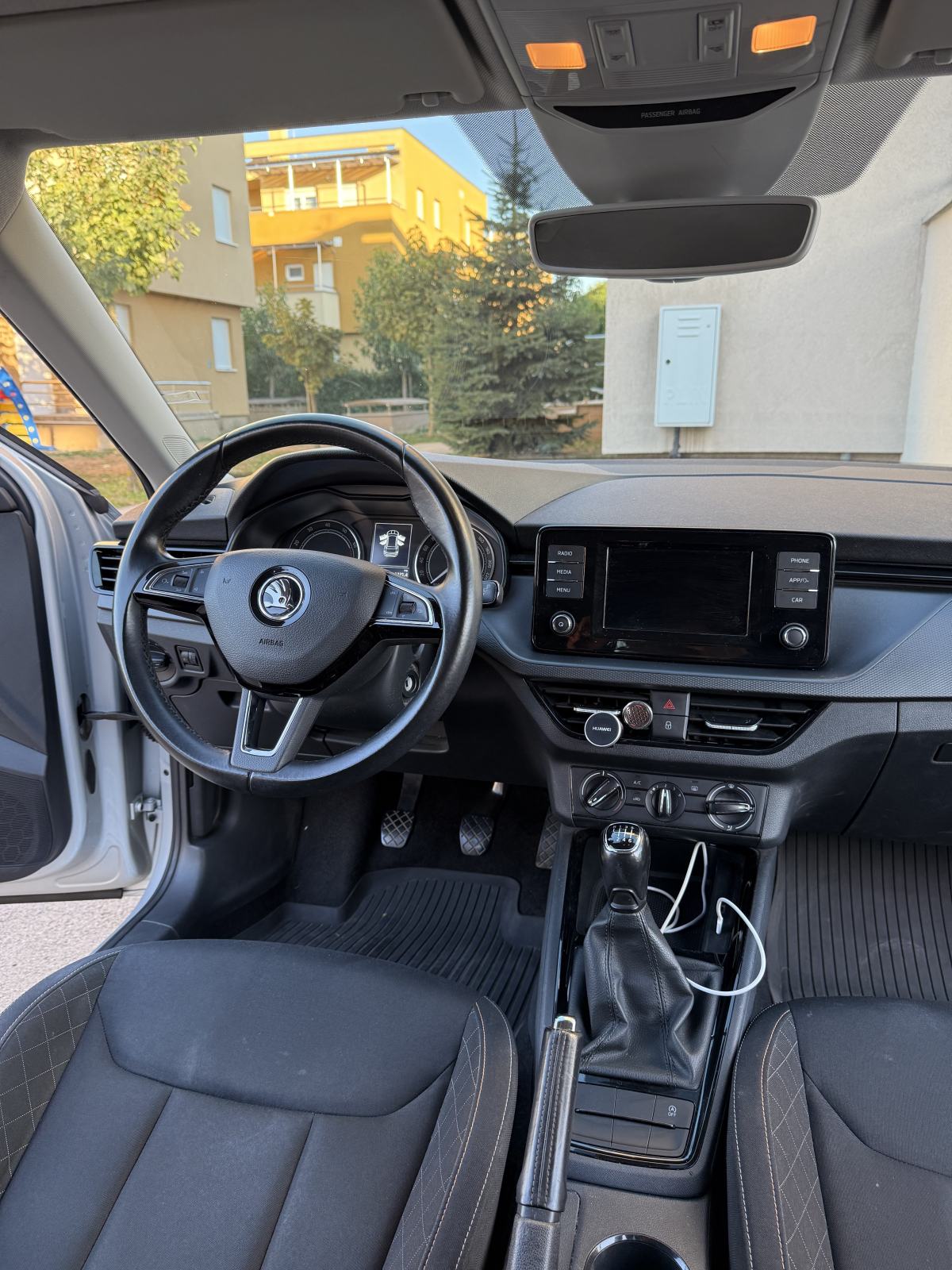 Škoda Kamiq 1,0 TSI, fotografija 13