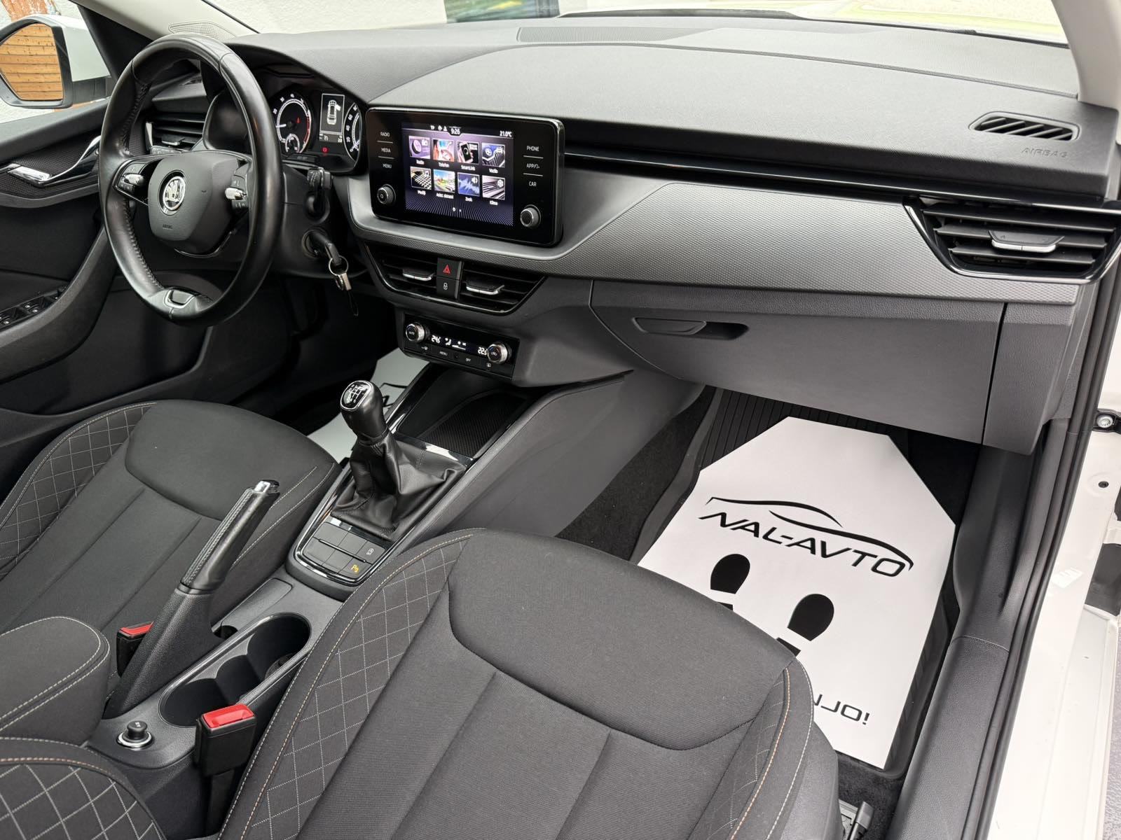 Škoda Kamiq 1,0 TSI SLO.VOZILO-LED-LANE ASSIST-16 COL-TEMPOMAT, fotografija 10