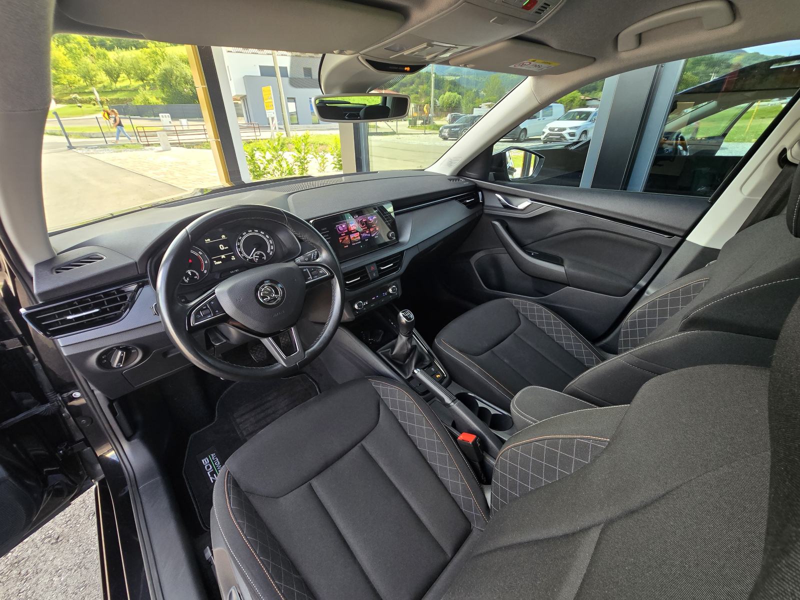 Škoda Kamiq 1,5 TSI ACT Ambition⭐GRIJANJE SJEDALA, GRIJ. VJETR. STAK.⭐, fotografija 9