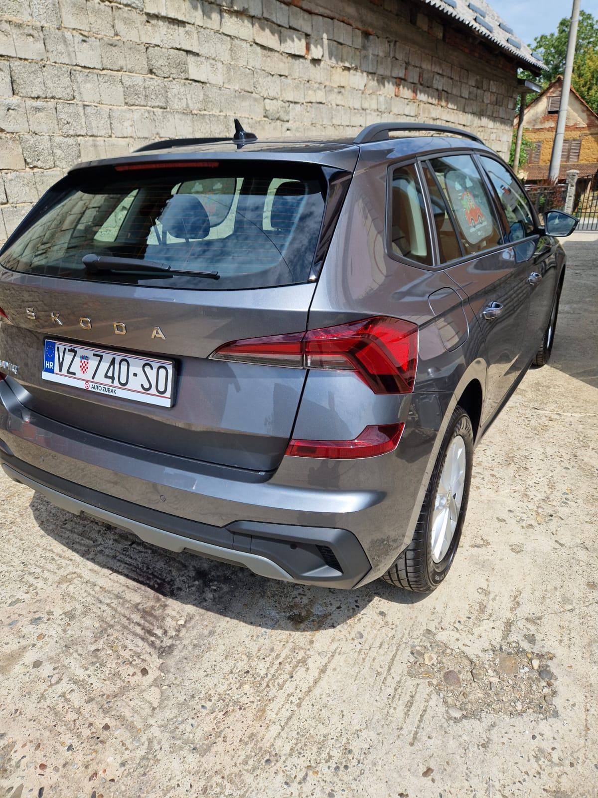 ŠKODA KAMIQ FL Selection 1,5 TSI ACT DSG, fotografija 8