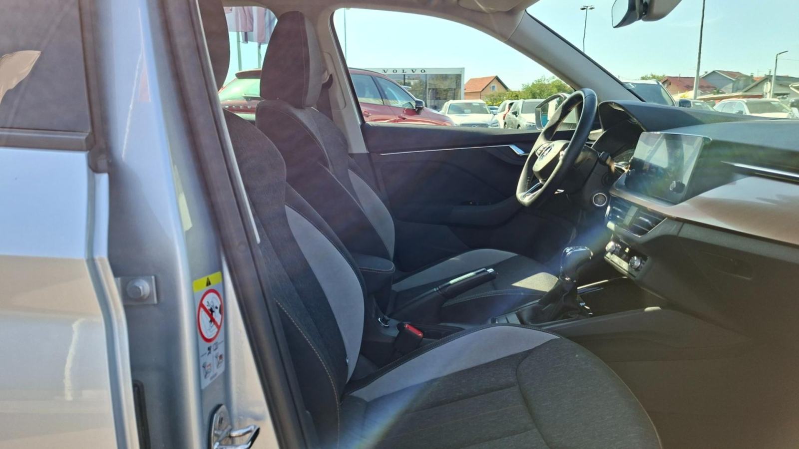 Škoda Kamiq 1.5 TSI STYLE, KAMERA, BT, TEMPOMAT, JAMSTVO, fotografija 17