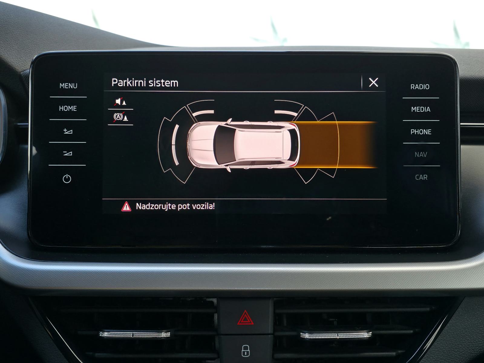 Škoda Kamiq 1,5TSI DSG Ambition LED-ACC-LANE-VIRTUAL-PDC-360-17C-TOP-, fotografija 18