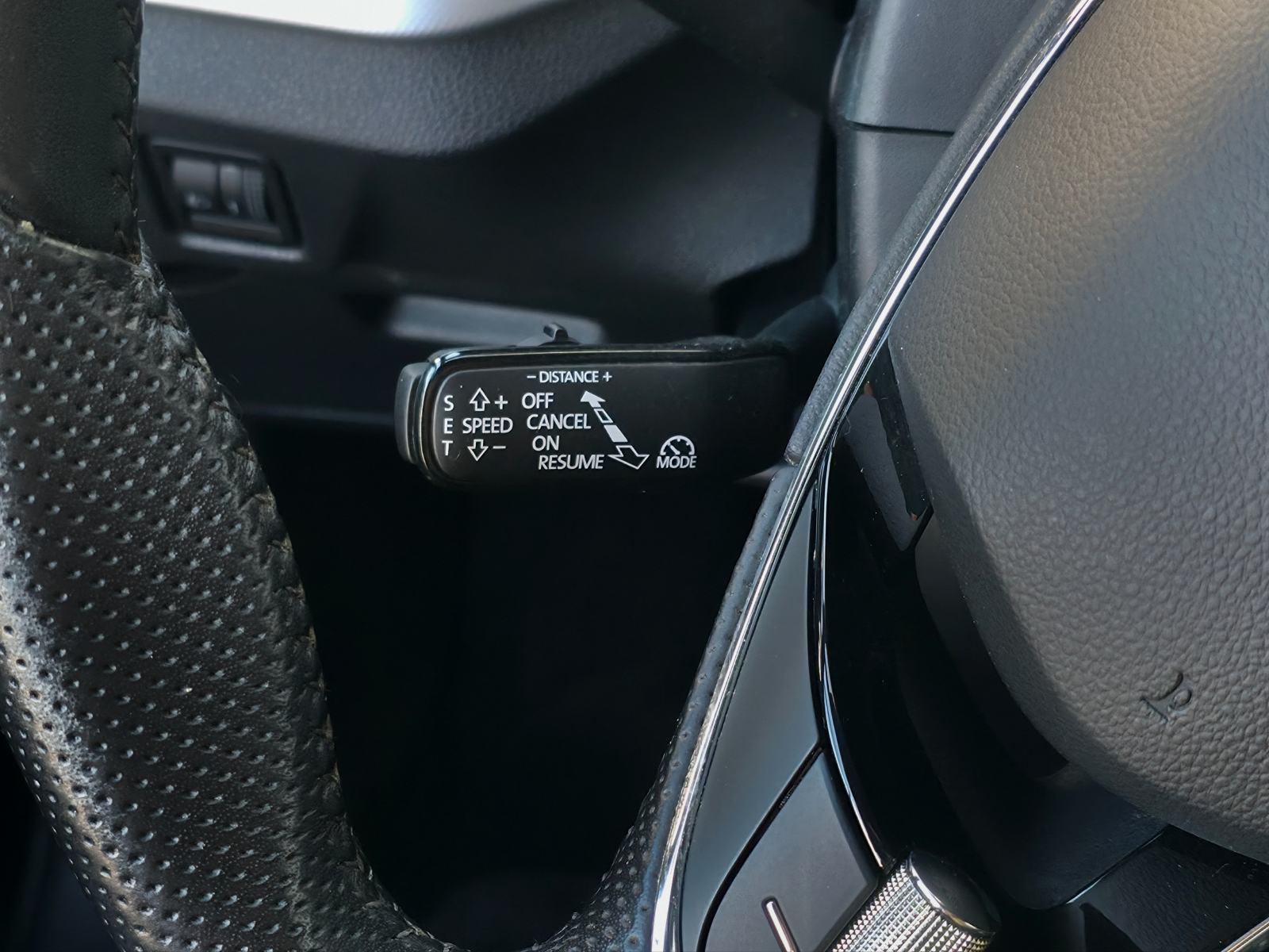 Škoda Kamiq 1,5TSI DSG Ambition LED-ACC-LANE-VIRTUAL-PDC-360-17C-TOP-, fotografija 10