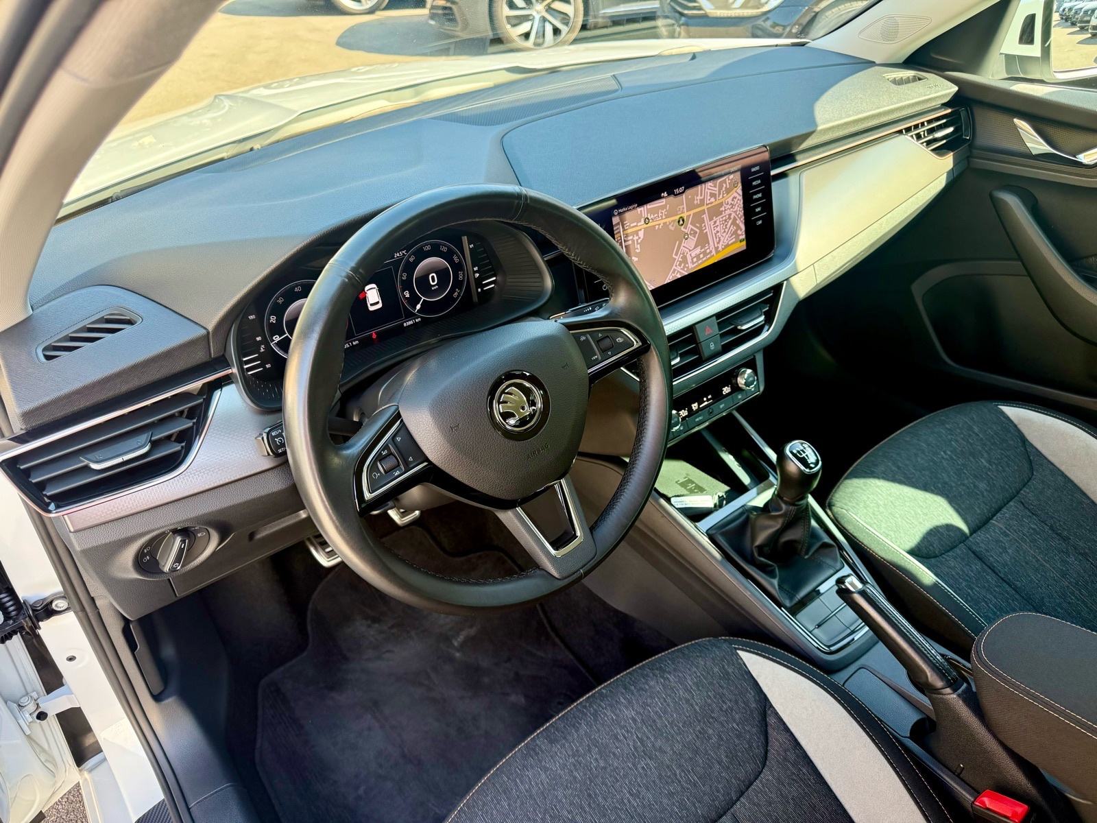 ⭐️ŠKODA KAMIQ 1.5TSI STYLE LED,ALU 18",NAVI,VIRTUAL⭐️GARANCIJA⭐️, fotografija 10