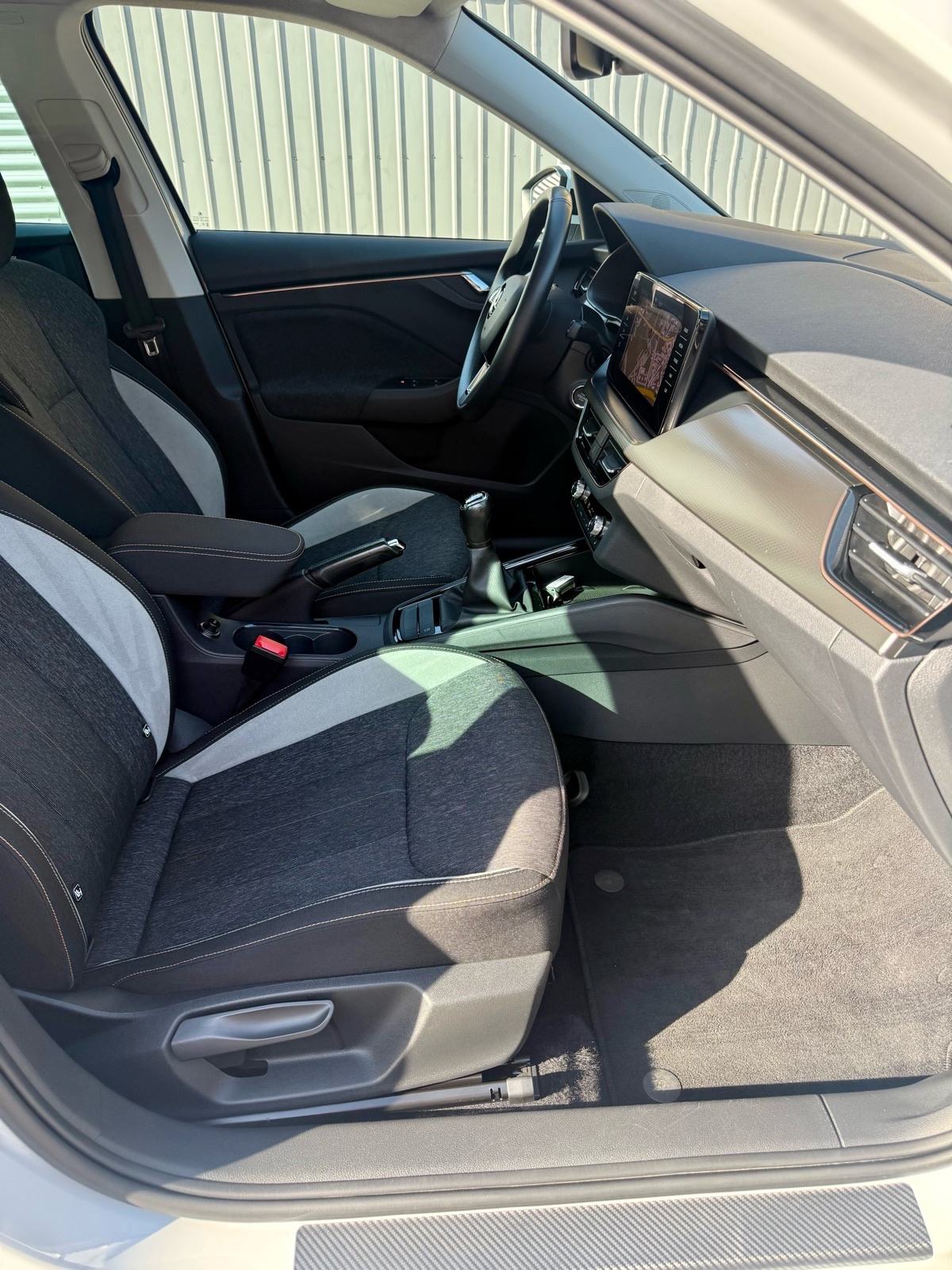 ⭐️ŠKODA KAMIQ 1.5TSI STYLE LED,ALU 18",NAVI,VIRTUAL⭐️GARANCIJA⭐️, fotografija 11